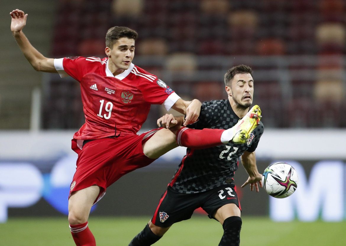 Everton close in on Arsen Zakharyan